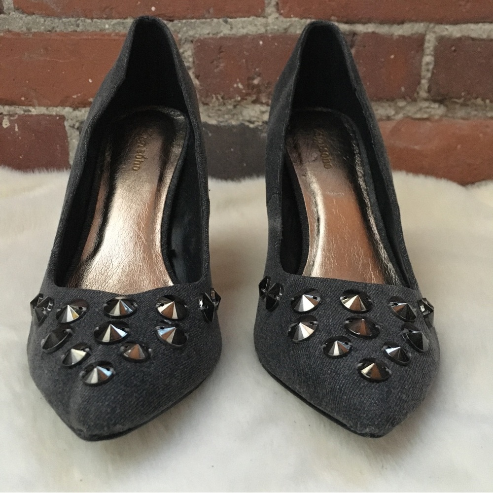 NWOT Zigi Soho Embellished Heels